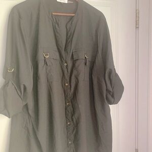 Calvin Klein Black Blouse with Gold Button Accents in Women's 3X